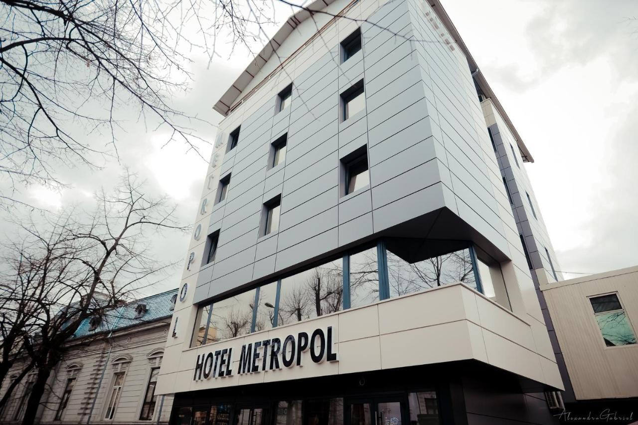 Hotel Metropol Питещ Екстериор снимка